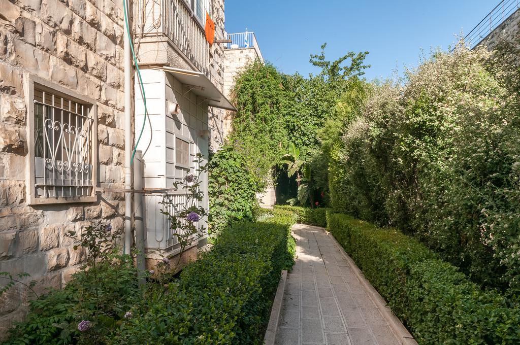 Sweet Inn Apartments - Amatsya Street Йерусалим Стая снимка